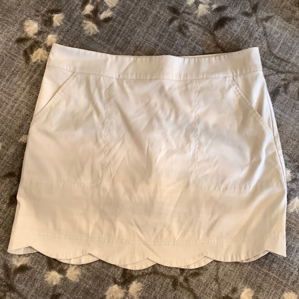 Women’s Vineyard Vines khaki golf skort Sz 12